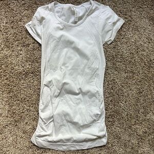 Athleta White Ruched Short Sleeve T-Shirt
